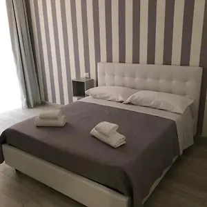 Rosaroll Homes Nápoles